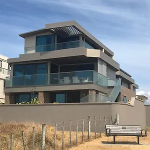  Homestay Sunbrae Shores Retreat